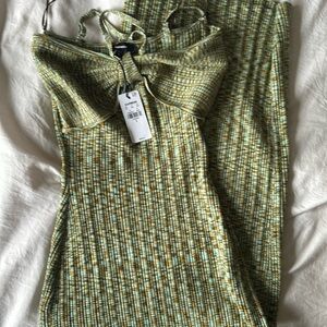 NWT green express midi dress